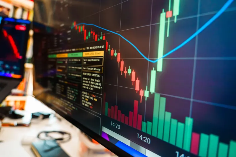 Reading Bitcoin's Pulse: How Crypto Volatility Has Become an Early Warning System for Forex Traders