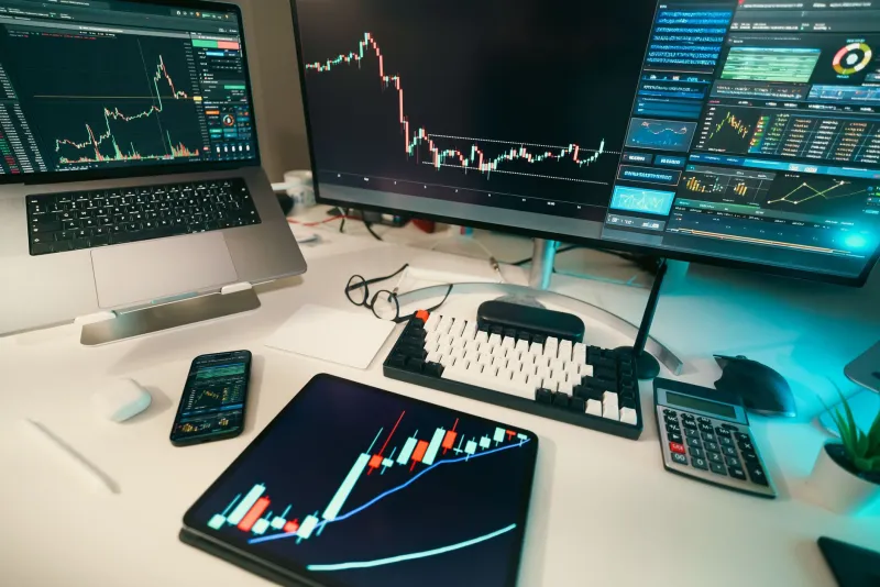 Chasing Yield, Losing Ground: Why Retail Traders Keep Getting Burned by Carry Trade Reversals