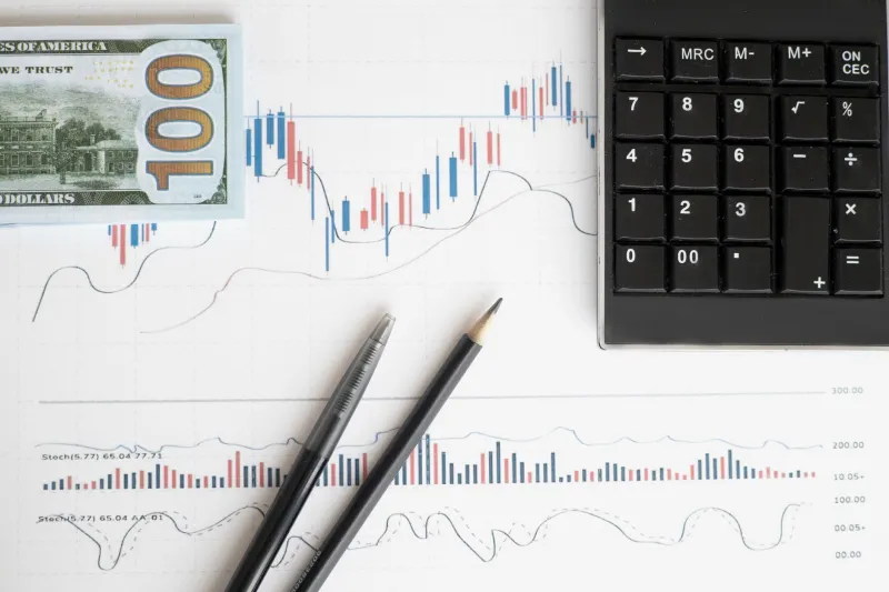 When a Strong Dollar Works Against You: What USD Dominance Really Means for American Forex Traders